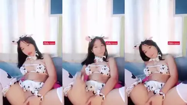 bokep Abg Elsha Imut Cosplay Sexy Colmek pamer toket bulat