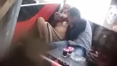 Dokumentasi Ukhti Hijab Cantik Live Bersantai Kasur