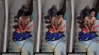 Dokumentasi Wanita Cantik Bersantai Di Kasur