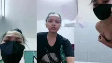 Host Live Mandi Bugil Jilat Nakal Hot
