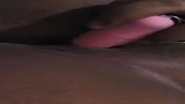 Tante Colmek Pake Vibrator
