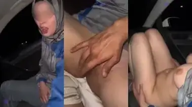 Ukhti Hijab Cantik Pasrah Goyang Kasur Tinder