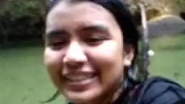 Video ABG Ngentot di Tempat Camping